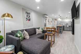 81 Franklin Ave - Photo 1 of 1