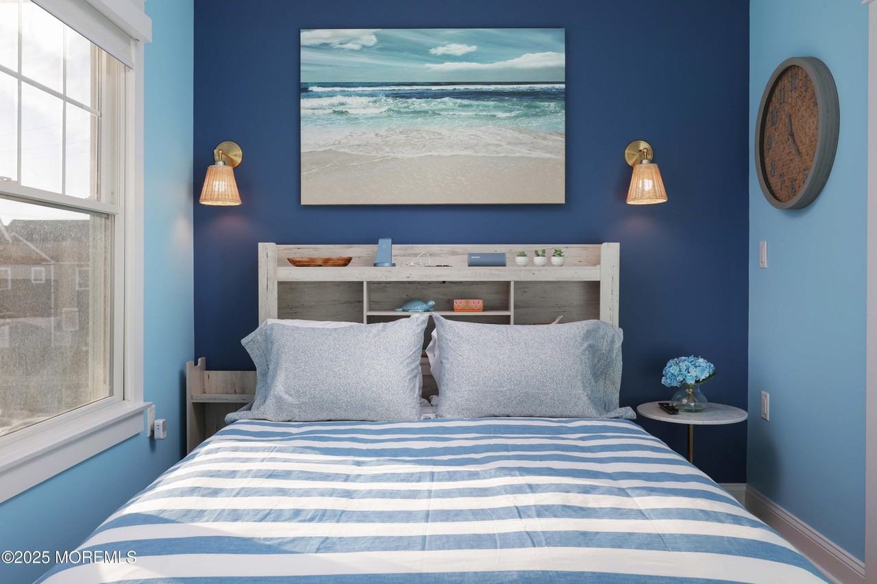 13 Cummins Street - Photo 4 of 33