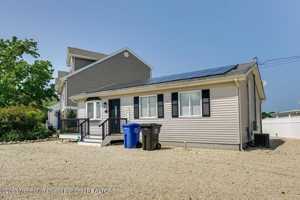 featured image of 884 Mill Creek Rd