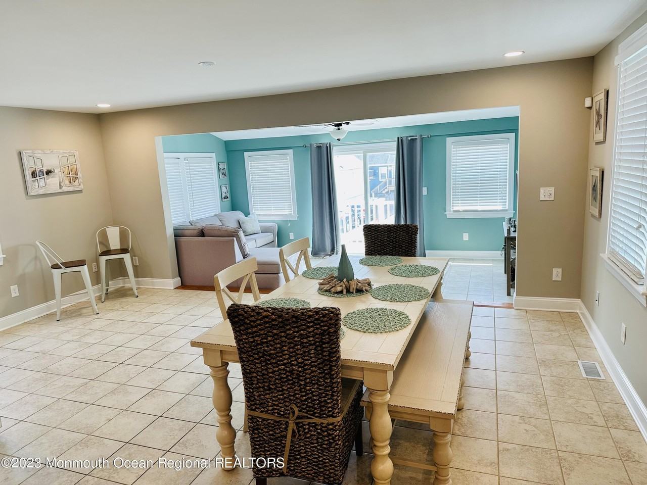 36 Kearney Ave - Photo 3 of 33