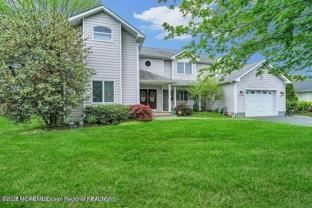 75 Poplar Ave - Photo 1 of 1