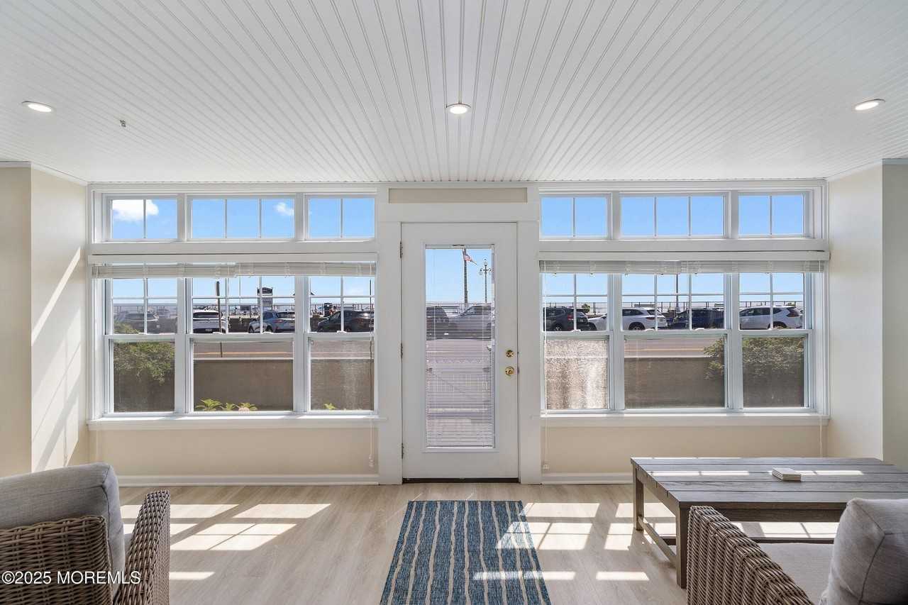 305 Ocean Ave - Photo 7 of 50