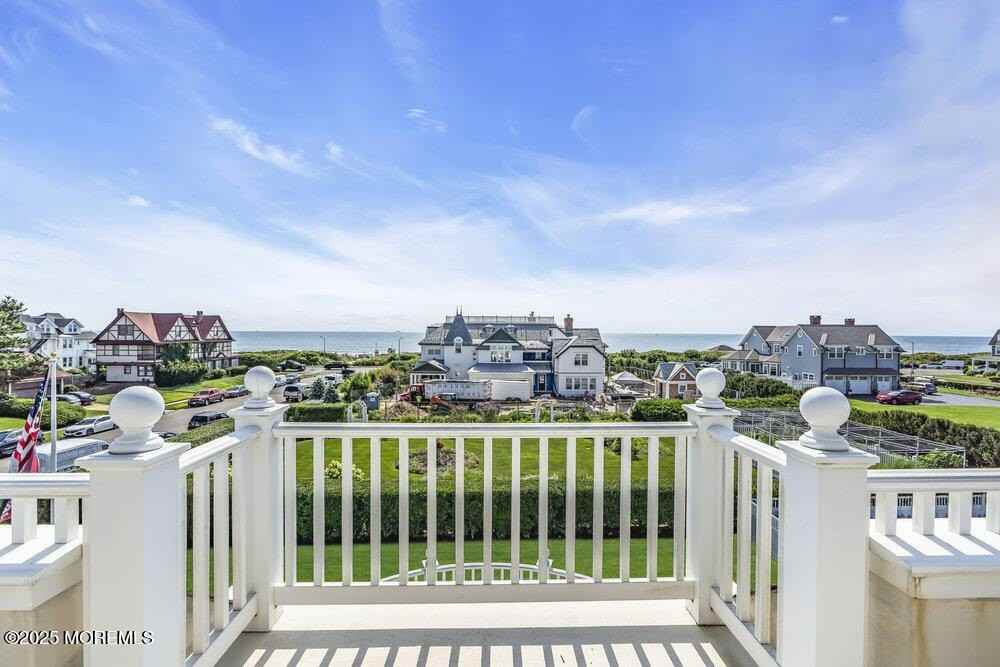 15 Madison Ave - Photo 2 of 50