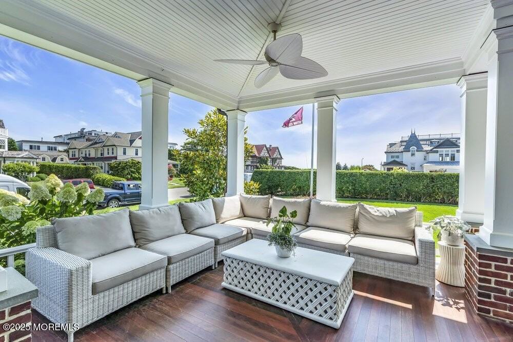 15 Madison Ave - Photo 3 of 50