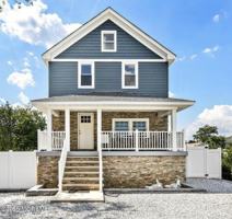 featured image of 134 134 Witmer Place unit: Front #FRONT