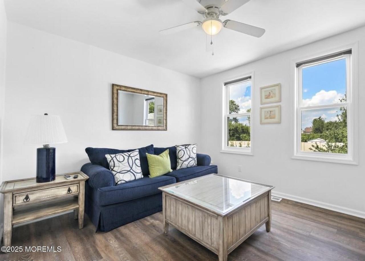 134 134 Witmer Place unit: Front - Photo 7 of 15