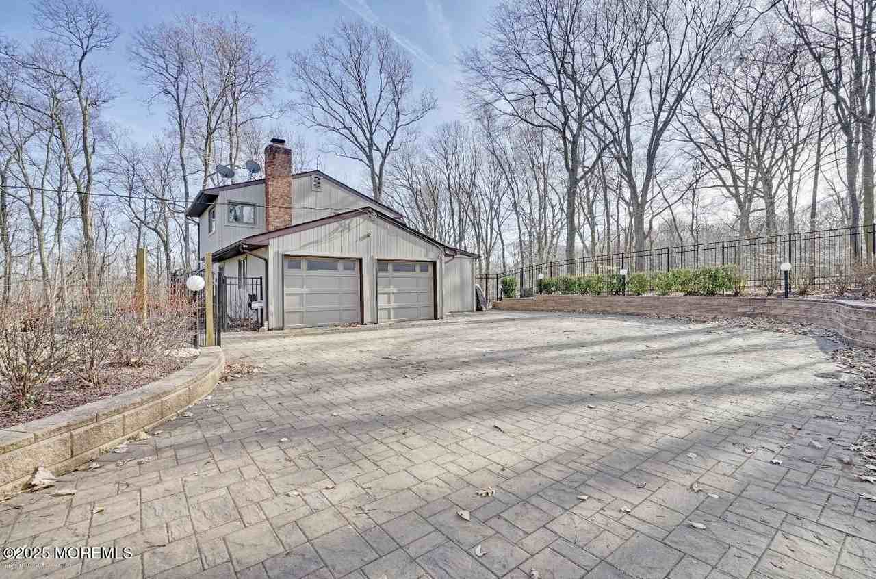 30 Boundary Rd - Photo 2 of 21