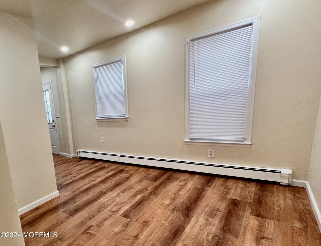 921 Mattison Avenue - Photo 6 of 27