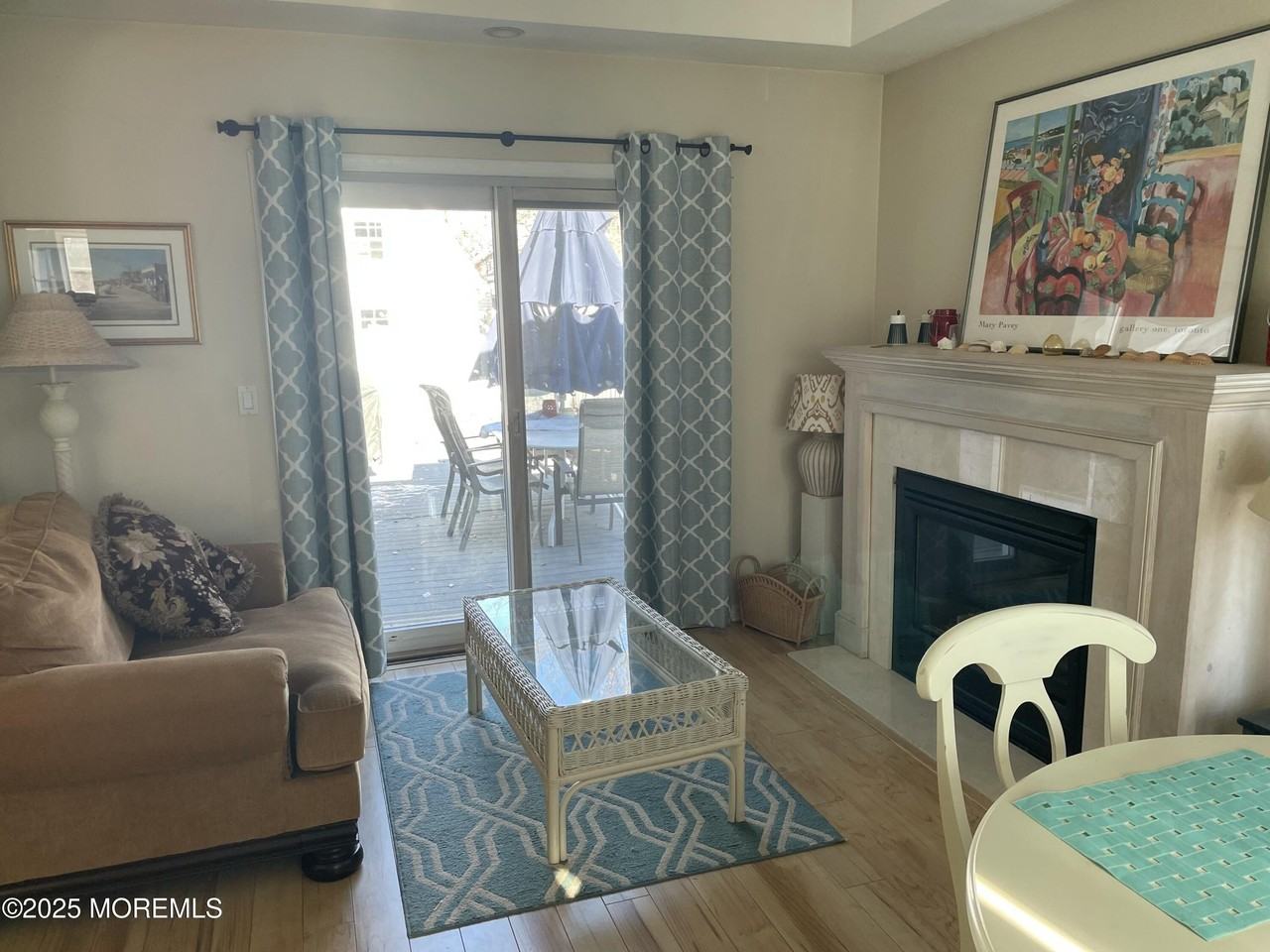 605 Delaware Ave - Photo 5 of 8