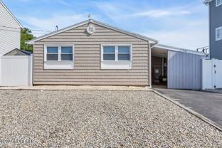 938 Montauk Dr - Photo 1 of 1