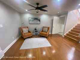 featured image of 21 Woodpecker Way