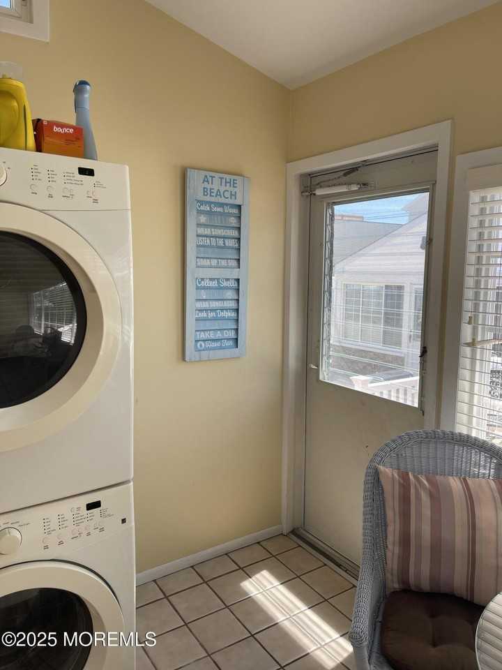 102 Brown Ave - Photo 4 of 22