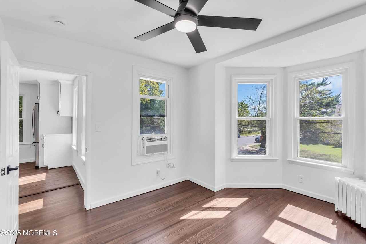 298 Liberty Street - Photo 7 of 25