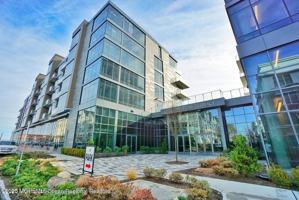 featured image of 30 Melrose Ter Unit 404 #404