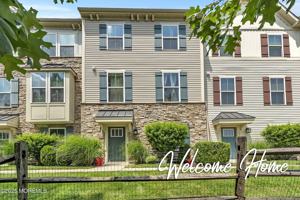 featured image of 605 Bayside Ct Unit 605 #605