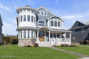 308 Pennsylvania Ave - Photo 1 of 1