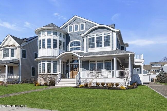 308 Pennsylvania Avenue - Photo 2 of 50