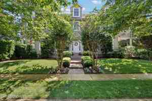 featured image of 317 Worthington Ave