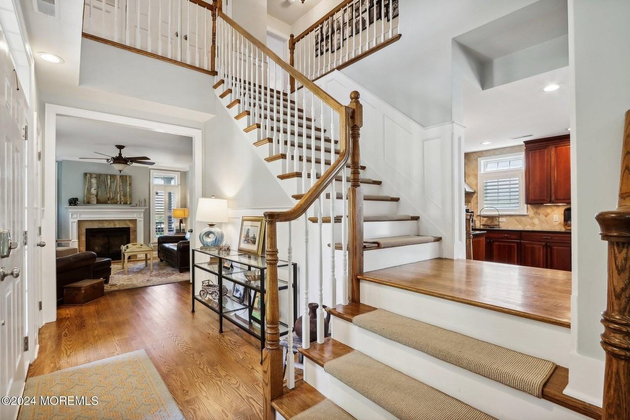 317 Worthington Ave - Photo 3 of 50