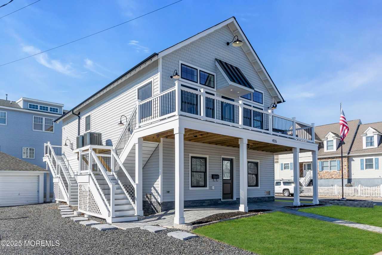 455 Main St - Photo 7 of 47