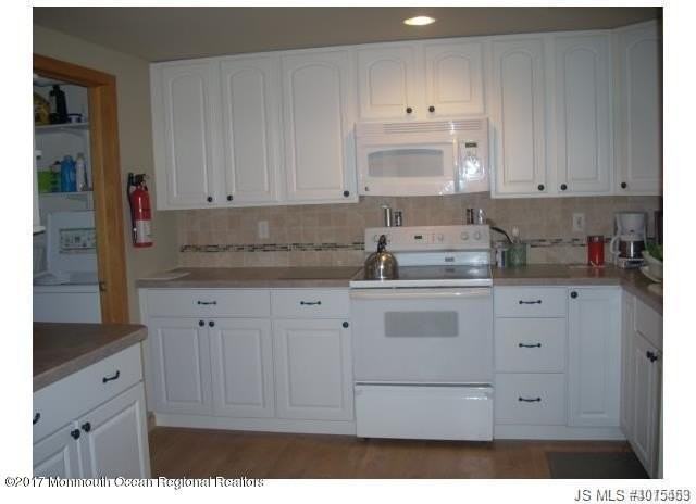 29 Julia Dr - Photo 3 of 15