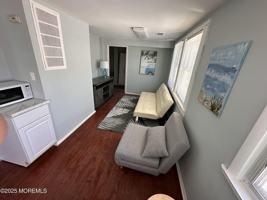featured image of 116 12th Ave Unit B #B