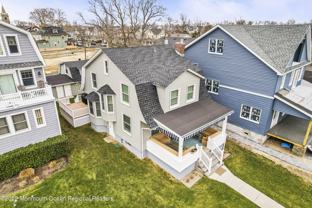 705 N Lake Dr - Photo 1 of 1