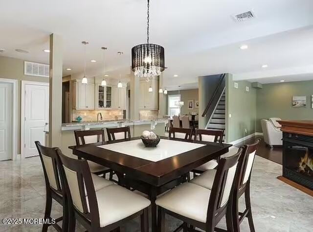 431 Hiering Ave - Photo 7 of 32