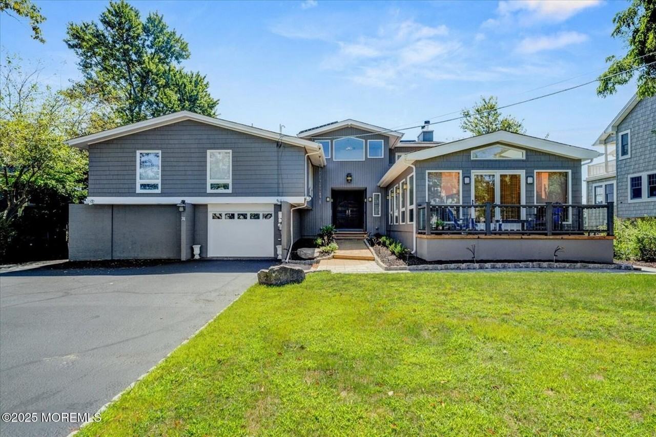 74 Seneca Pl - Photo 6 of 45