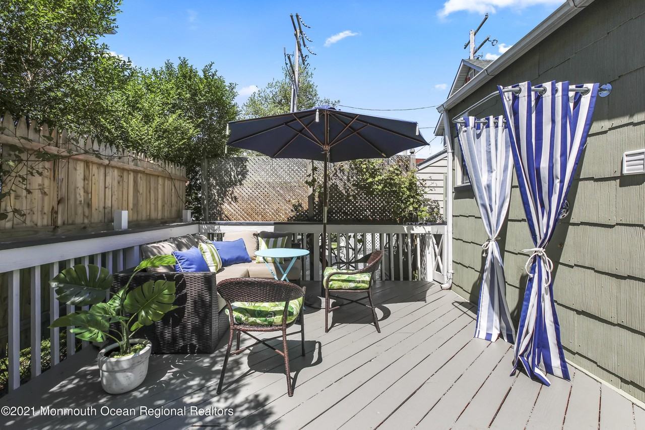 124 Heck Ave - Photo 5 of 30