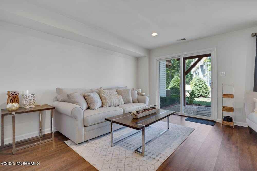 1008 Mississippi St - Photo 5 of 37