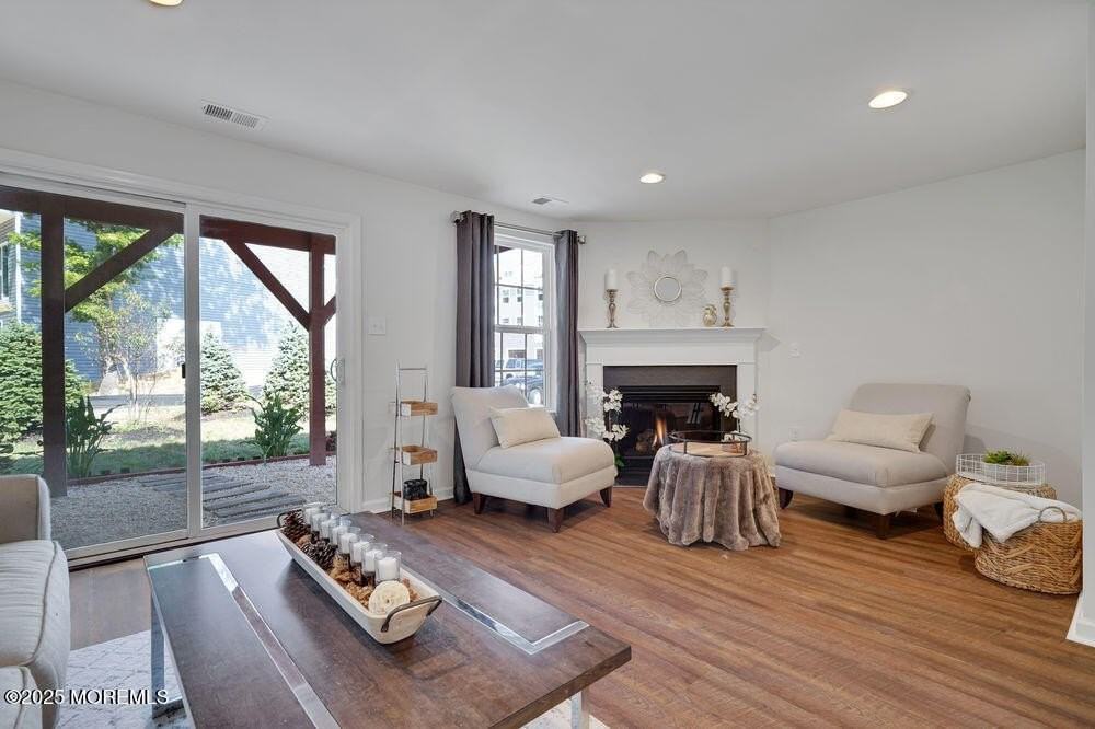 1008 Mississippi St - Photo 6 of 37