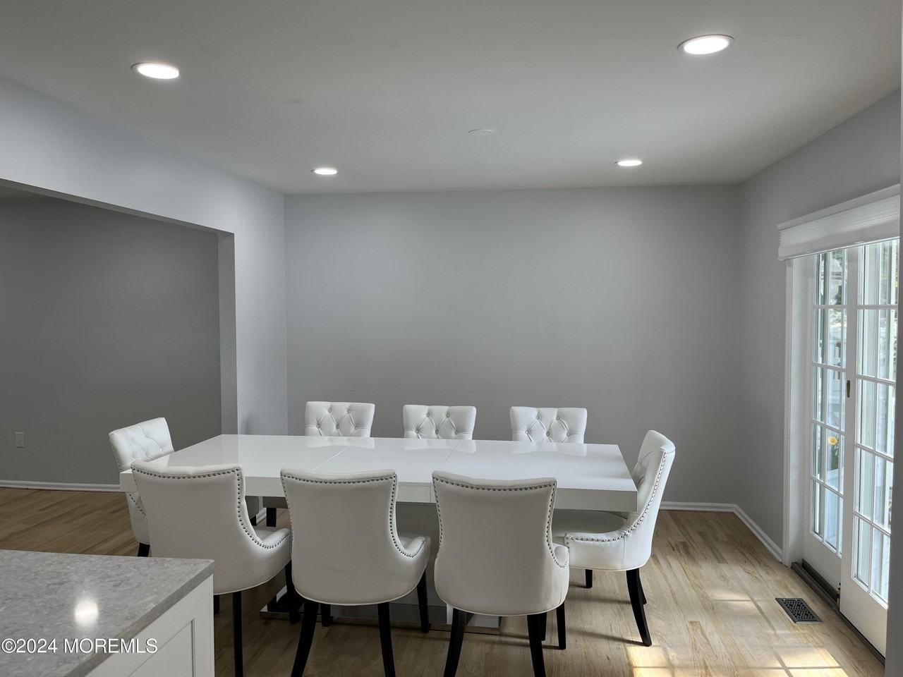 104 Pear St - Photo 7 of 25