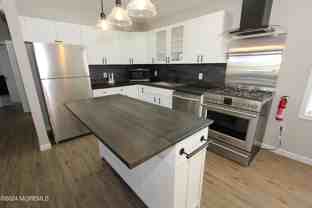 1001 Nw Central Ave #2 - Photo 1 of 1