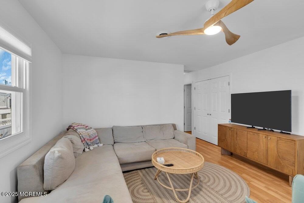 234 3rd Ave - Photo 5 of 25