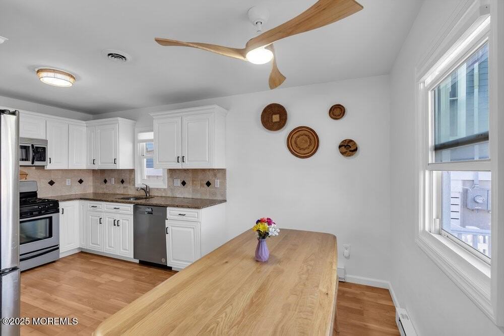 234 3rd Ave - Photo 7 of 25