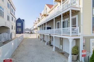 featured image of 33 Sumner Ave Unit 5b