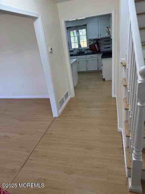 6 Munroe Avenue - Photo 7 of 27