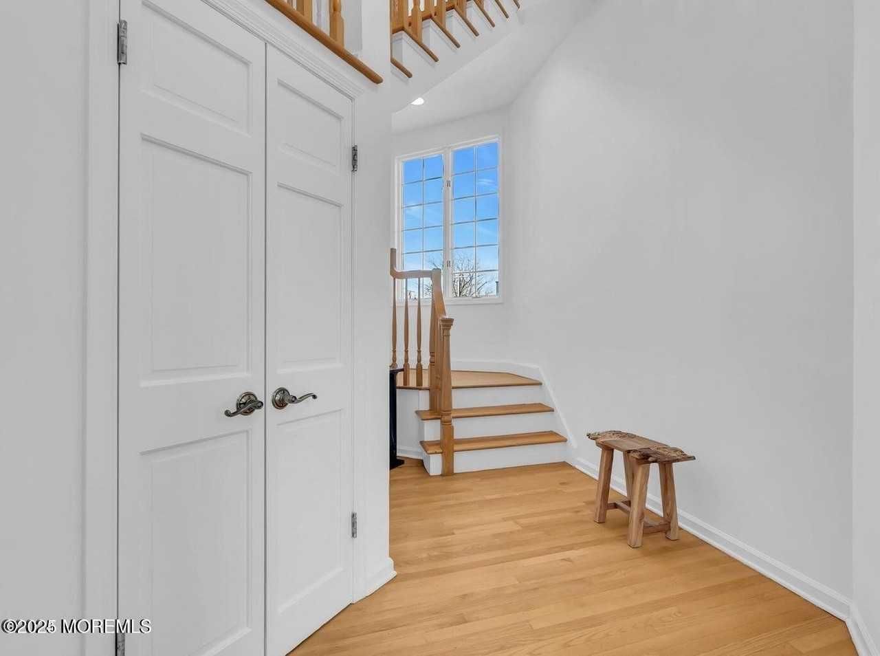 98 Norwood Ave Unit 4 #4 - Photo 4 of 38