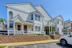 featured image of 45 Tulip Ln