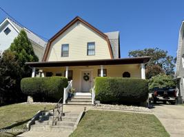 featured image of 304 Lareine Ave #2