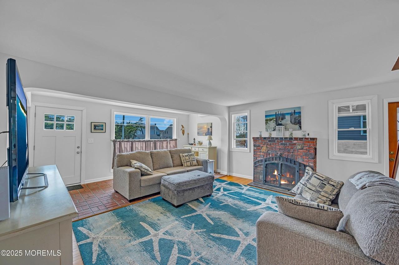 316 Highway 37 - Photo 7 of 11