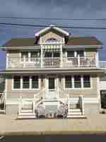 featured image of 11 Dover Ave