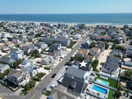 featured image of 119 2nd Avenue