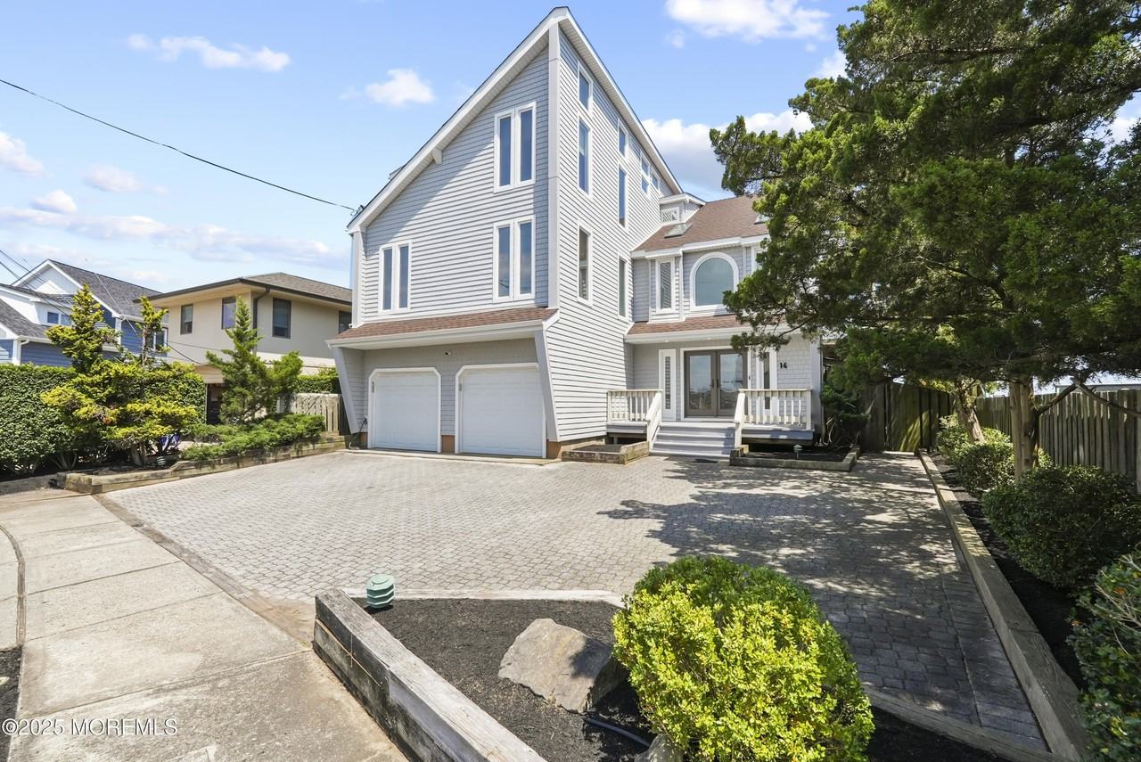 14 Toledo Dr - Photo 5 of 50