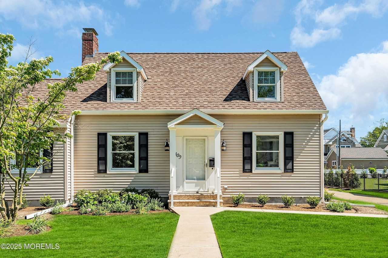 409 Trenton Blvd - Photo 3 of 50