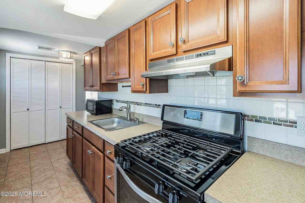 309 Hiering Ave Unit A #A - Photo 6 of 18