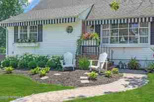 351 Euclid Ave - Photo 1 of 1