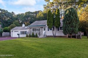 featured image of 42 Arno St