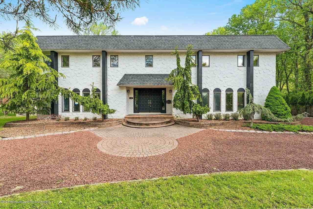 33 Heath Ave - Photo 2 of 48